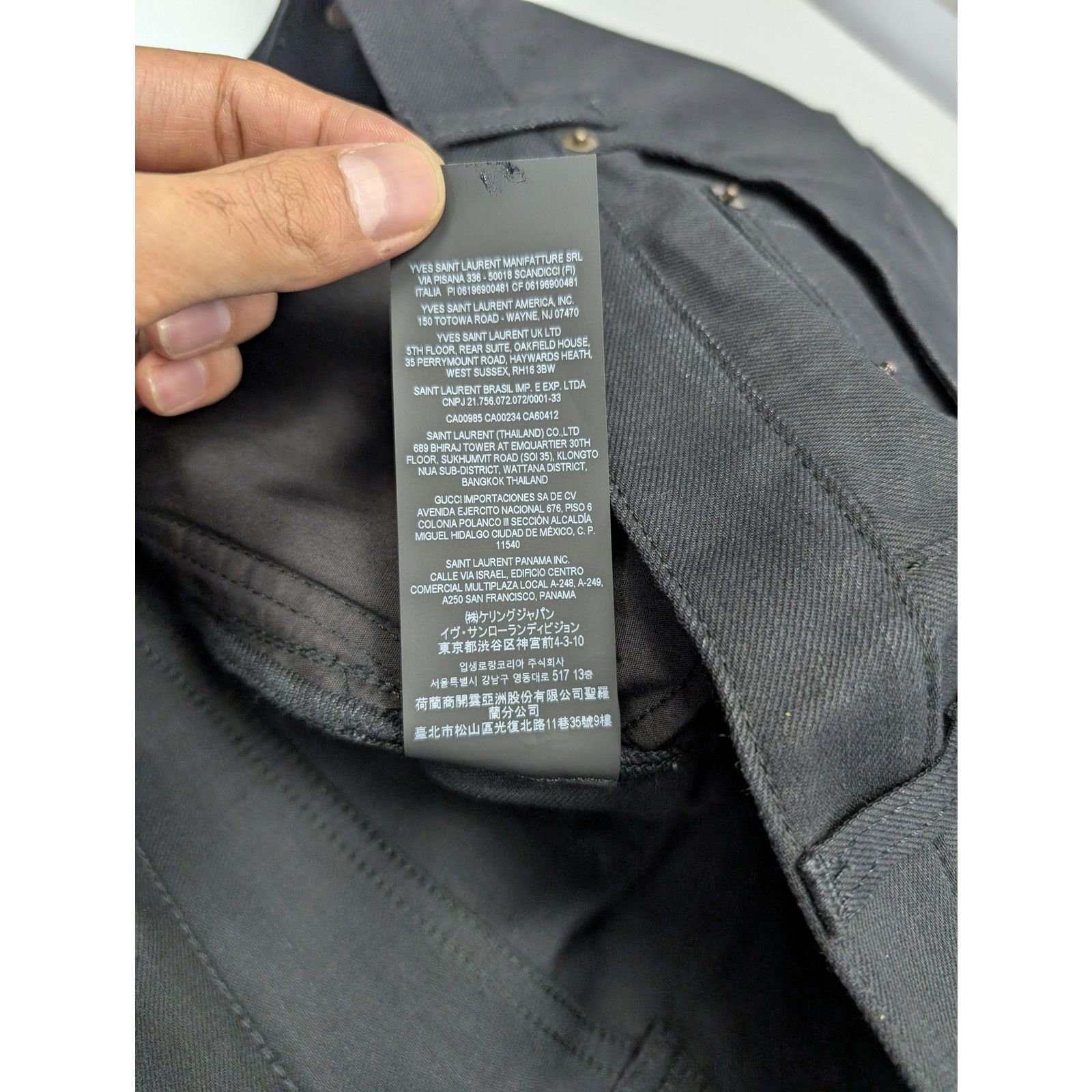 Saint Laurent Paris o1rshd1 Denim Short Straight in Used Black Size US 34 / EU 50 - 15 Thumbnail
