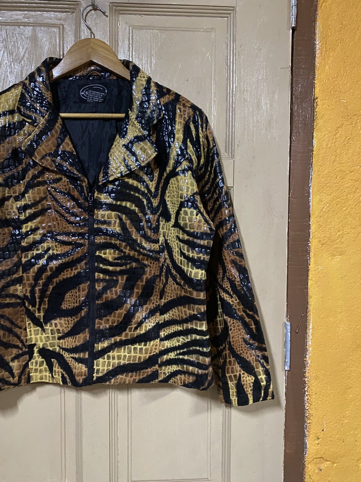 Vintage Selene Sport Tiger Print Faux Snakeskin Jacket