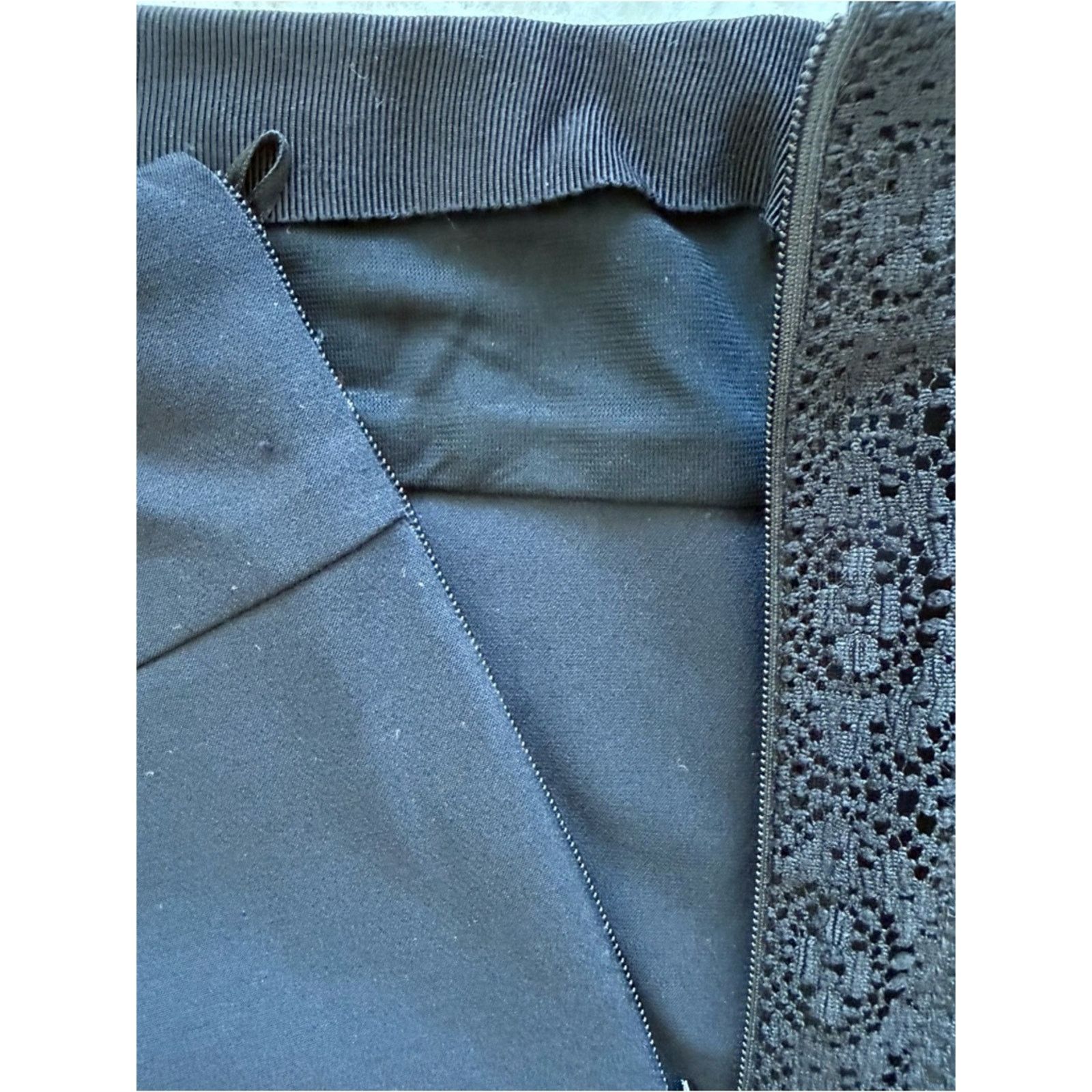 Escada Escada women pants with laces details size 40 or 10 US Size 32" / US 10 / IT 46 - 8 Thumbnail