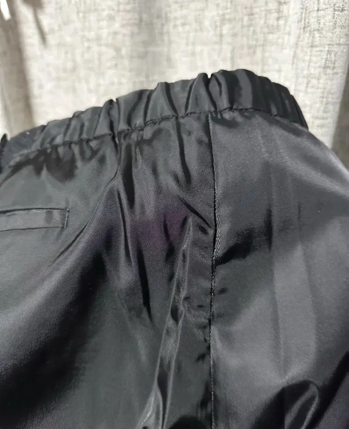 Prada Gabardine Nylon Pants / blk Size US 34 / EU 50 - 9 Thumbnail