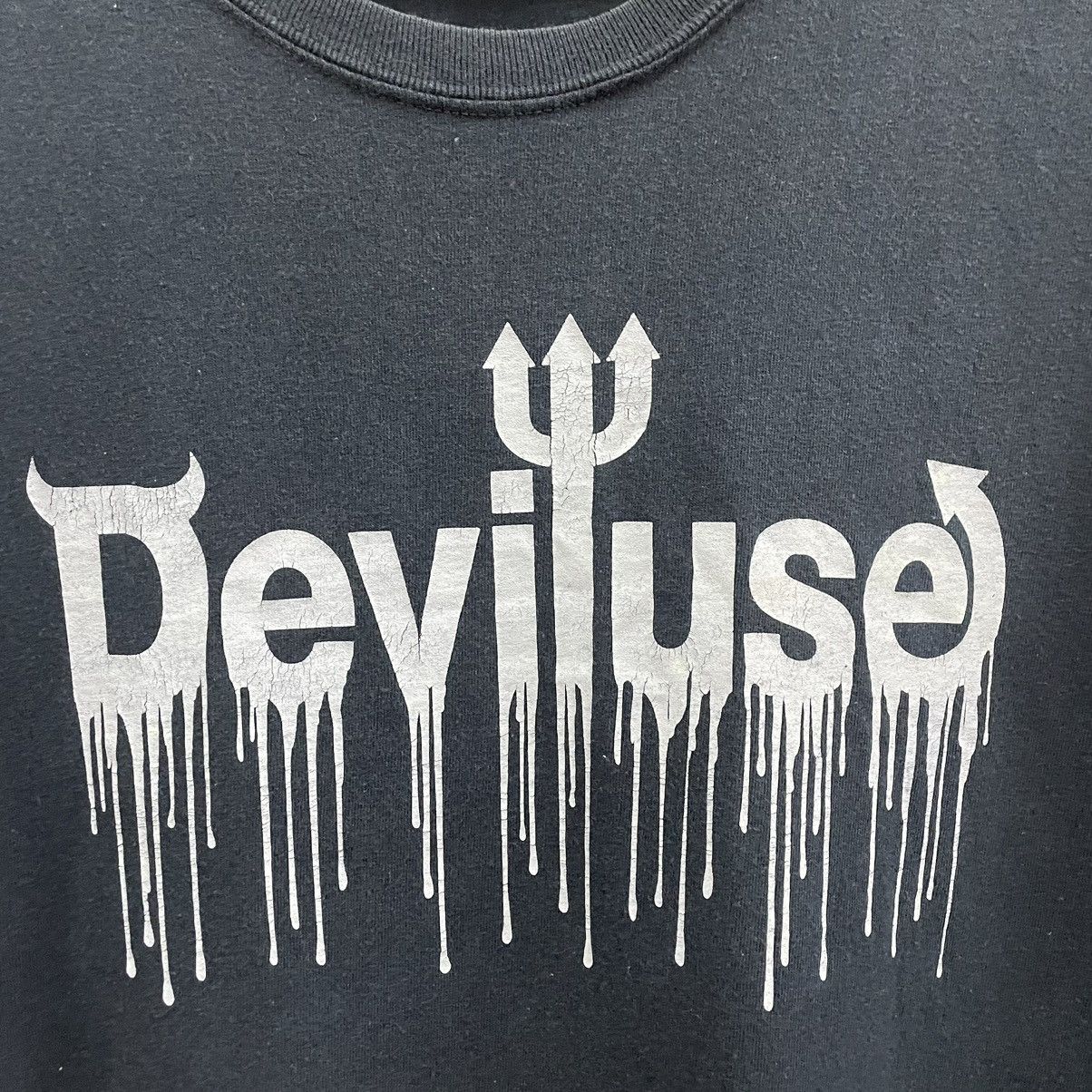 Japanese Brand × Vintage 🔥🇯🇵Vintage Deviluse Big Logo Spellout Streetwear Tee Size US XL / EU 56 / 4 - 4 Thumbnail