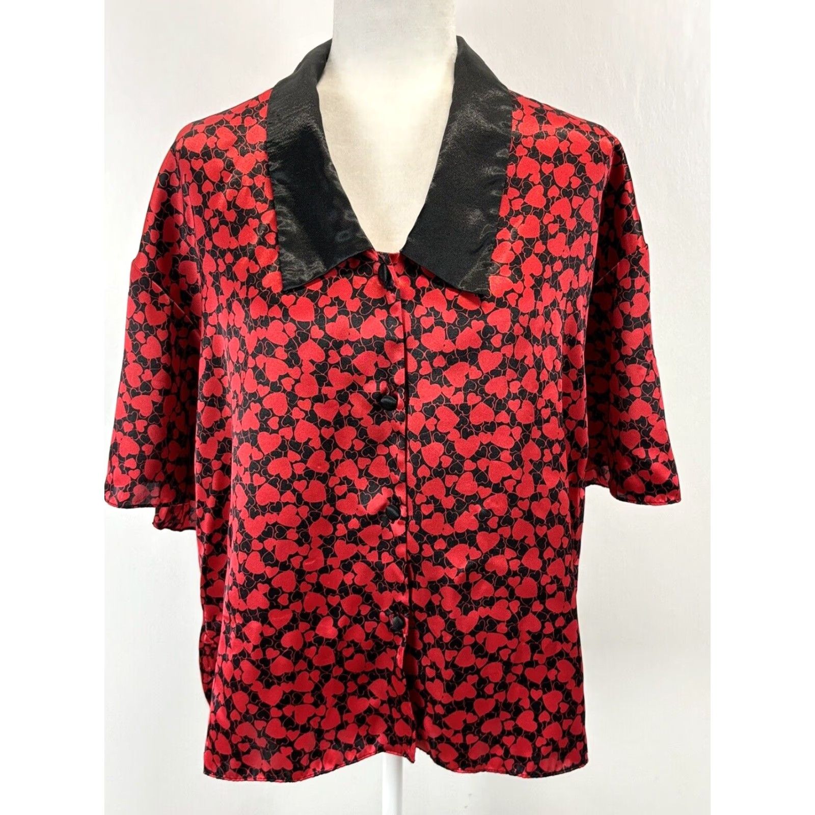 Victoria's Secret VINTAGE Victoria’s Secret Pajamas Sz Large Red, Black Hearts Satin V-Day Gold Womens Size L / US 10 / IT 46 - 2 Thumbnail