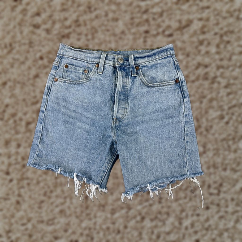 Levi's Levi's Women's Cut-Off Shorts Size 24 Blue Denim 5-Pocket Regular Fit Size 42" / US 20 - 1 Thumbnail