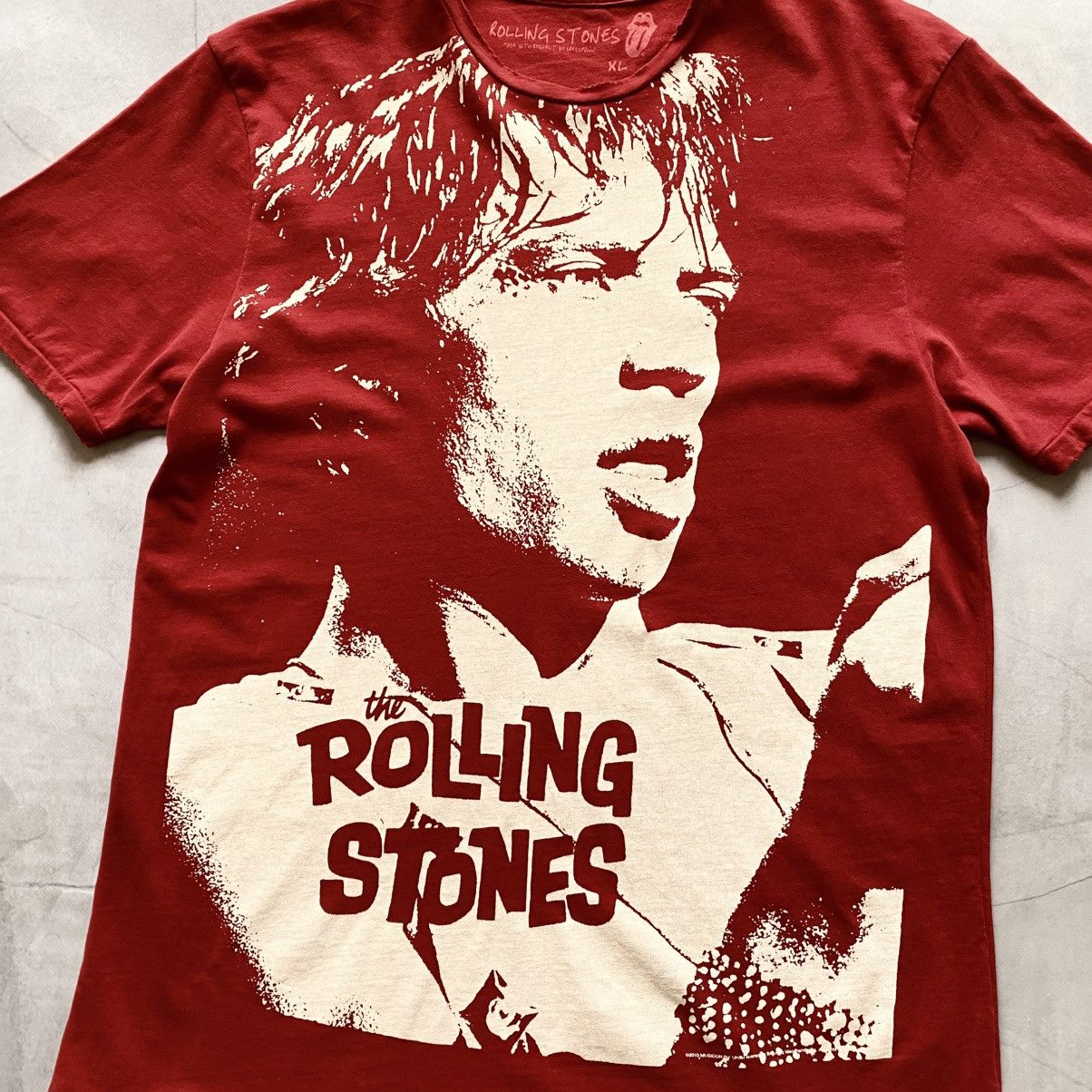 Vintage Rolling Stones 2010 All Over Print Fabric Distressed T-Shirt Size US XL / EU 56 / 4 - 2 Thumbnail