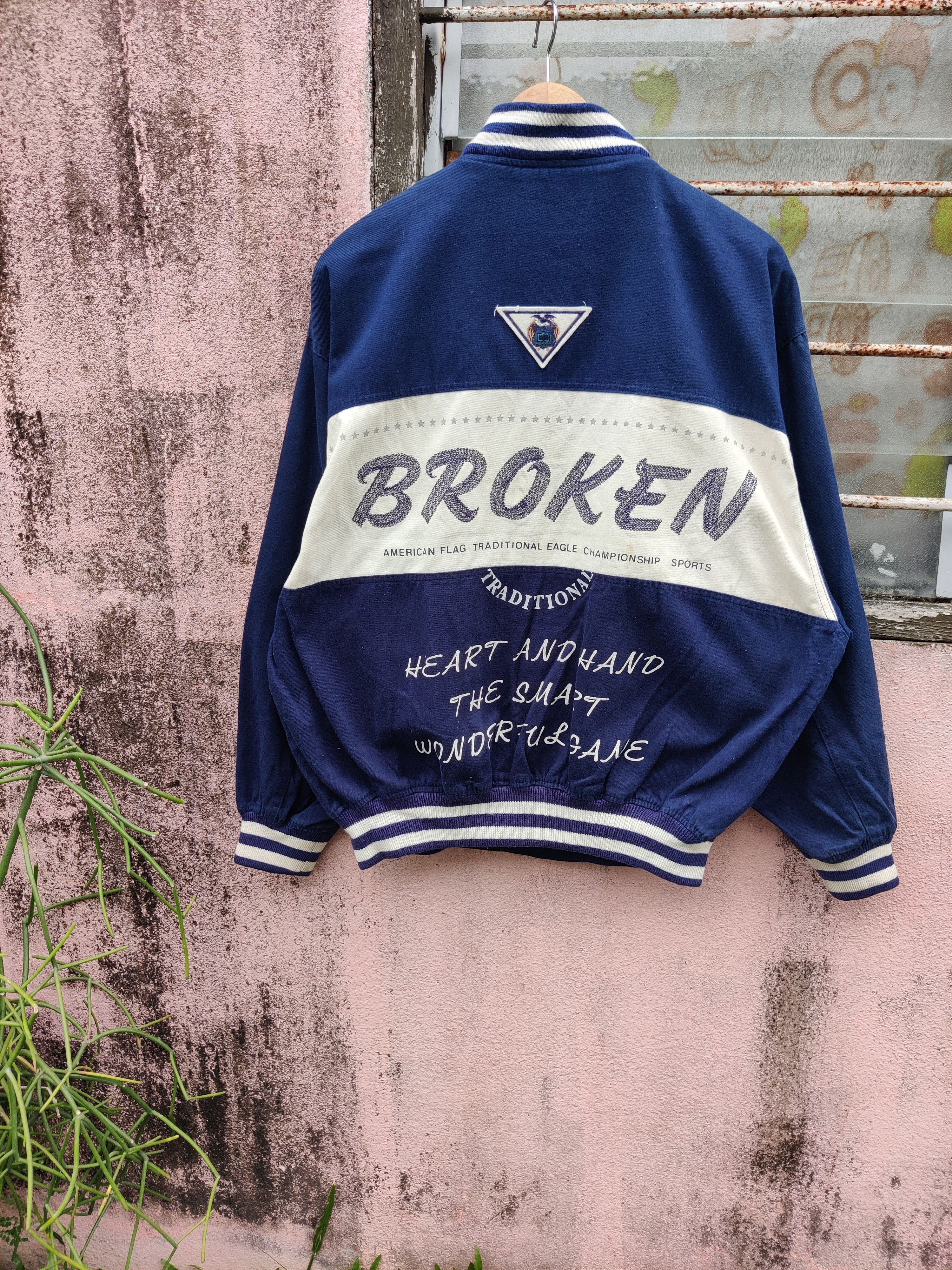 Japanese Brand Vintage Broken American Flag Championship Spell Out Jacket Size US L / EU 52-54 / 3 - 1 Thumbnail
