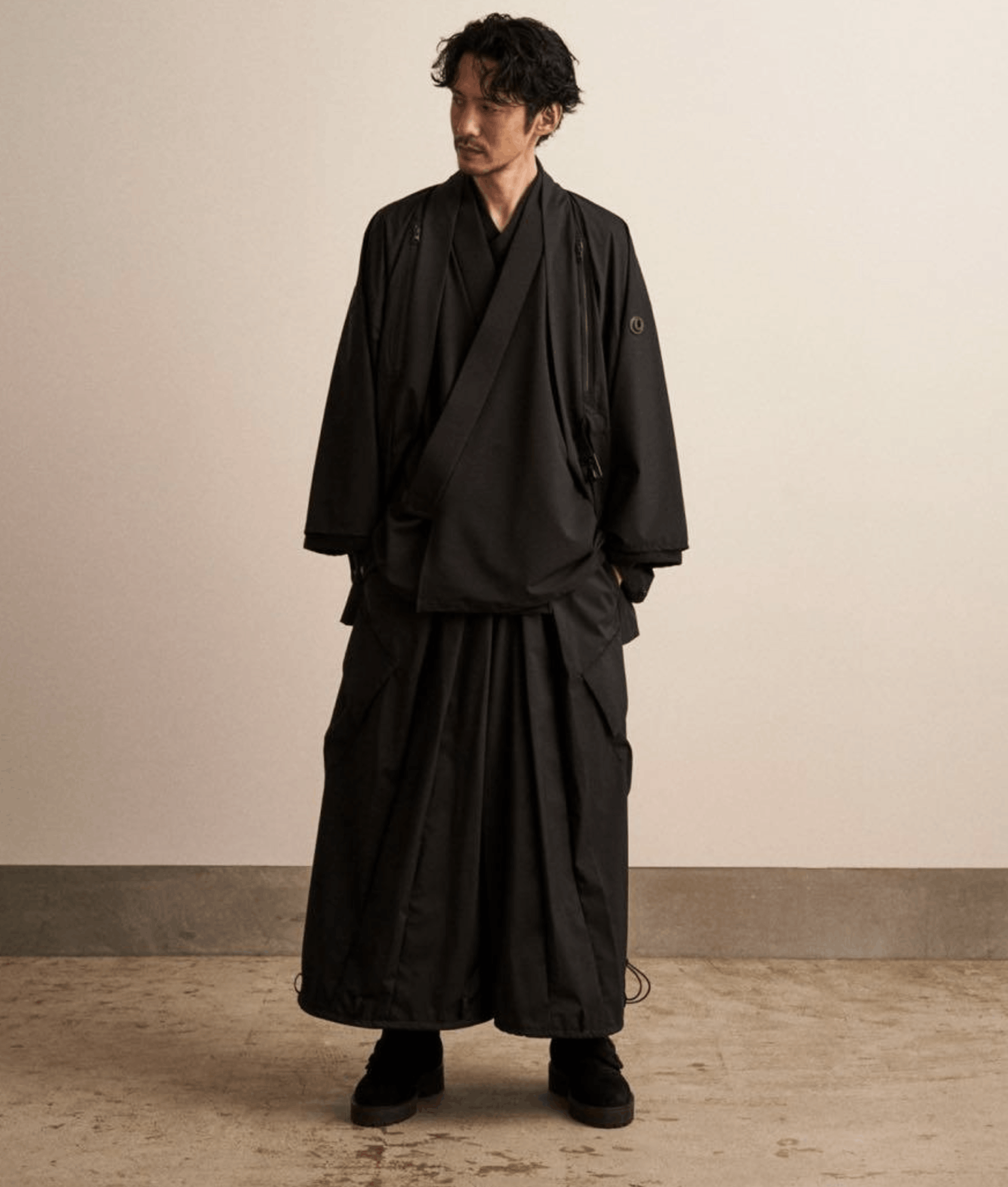 TROVE Trove 和robe 23AW Tech Hakama pants / Black / Sz 2 Size US 32 / EU 48 - 1 Thumbnail
