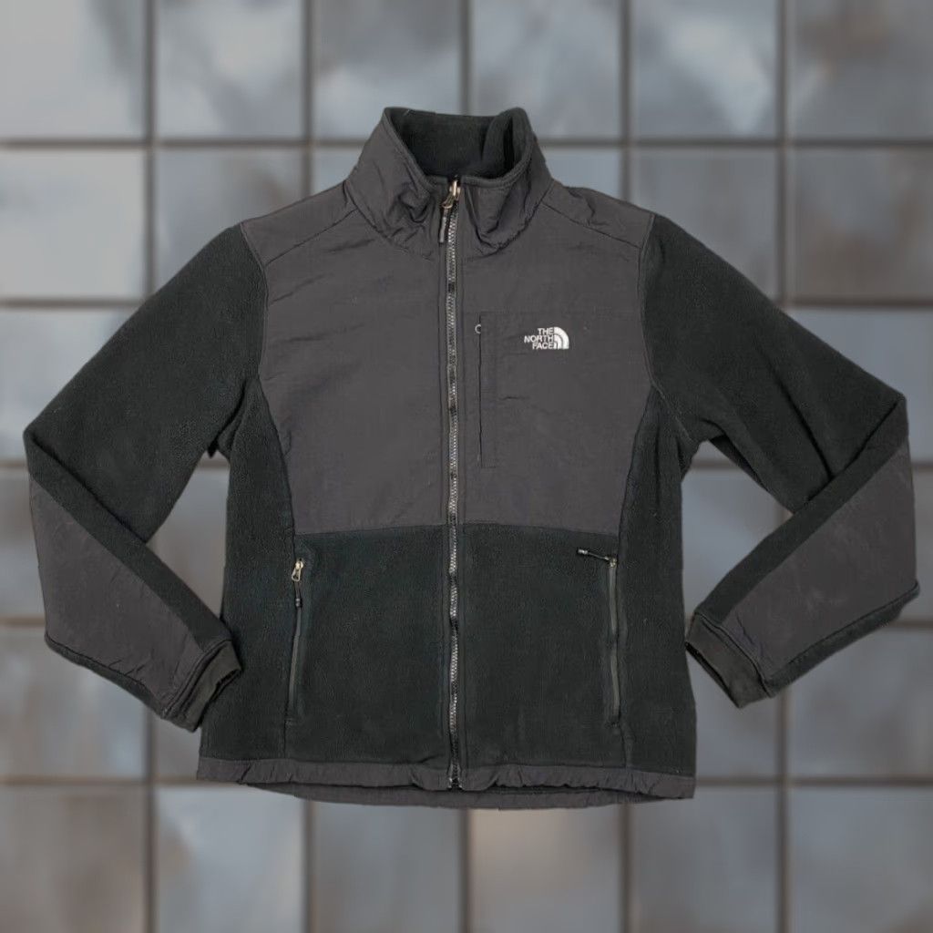The North Face The North Face Jacket Women Medium Black Denali Full Zip Polartec Gorpcore Size M / US 6-8 / IT 42-44 - 1 Thumbnail