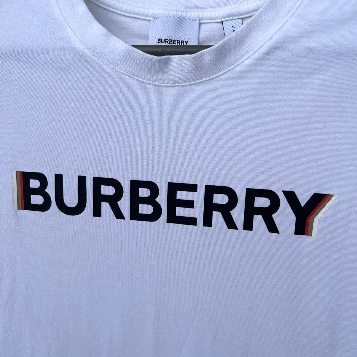 Burberry Burberry t Shirt Size US S / EU 44-46 / 1 - 2 Thumbnail