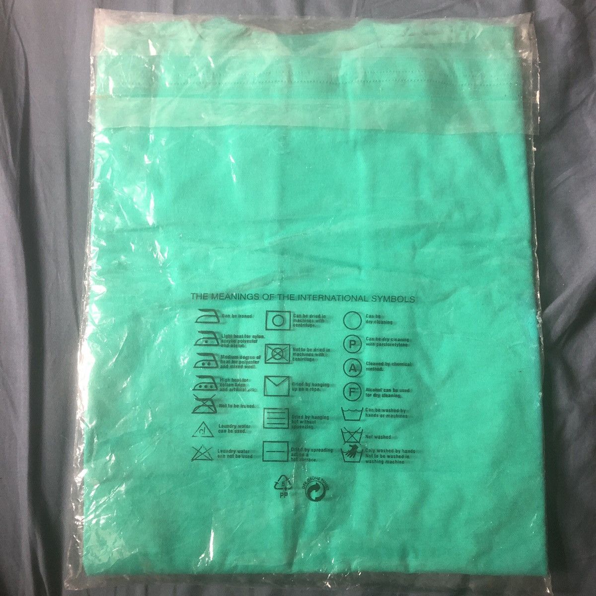 Vintage Rare Vintage Aspirin Bayer Promo Shirt Sealed 90s/00s Pharma Size US L / EU 52-54 / 3 - 5 Thumbnail