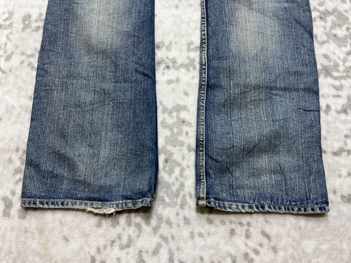 Vintage Vintage Wild Life Angel Wing Flared Y2K Denim Jeans Size US 29 - 14 Thumbnail