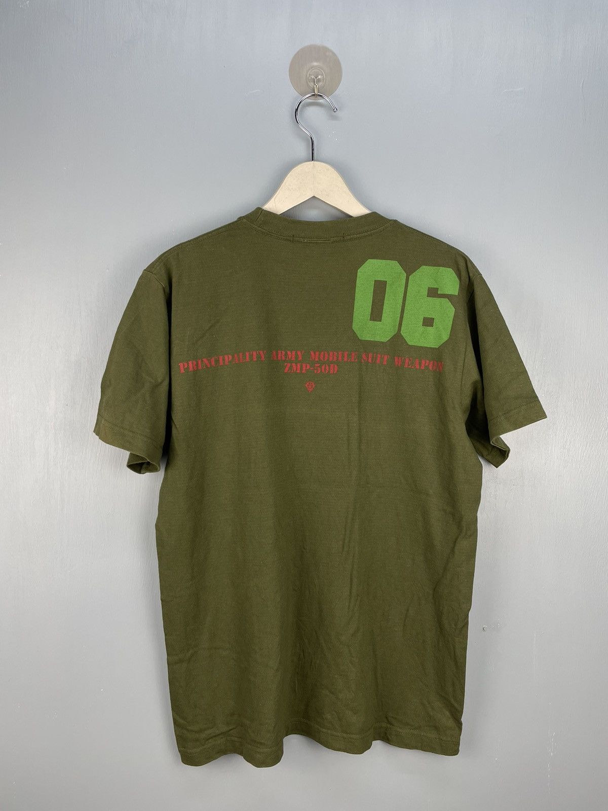 Cartoon Network Vintage Y2K Mobile Suit Gundam Machine Gun Japanese Anime Size US M / EU 48-50 / 2 - 2 Thumbnail