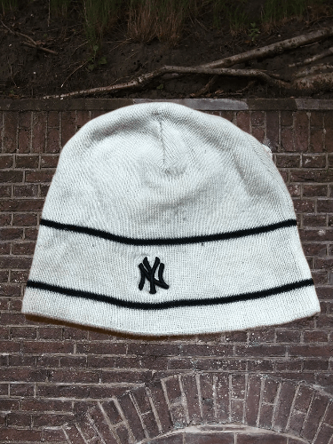 New York Yankees New York Yankees Hat Size ONE SIZE - 1 Thumbnail