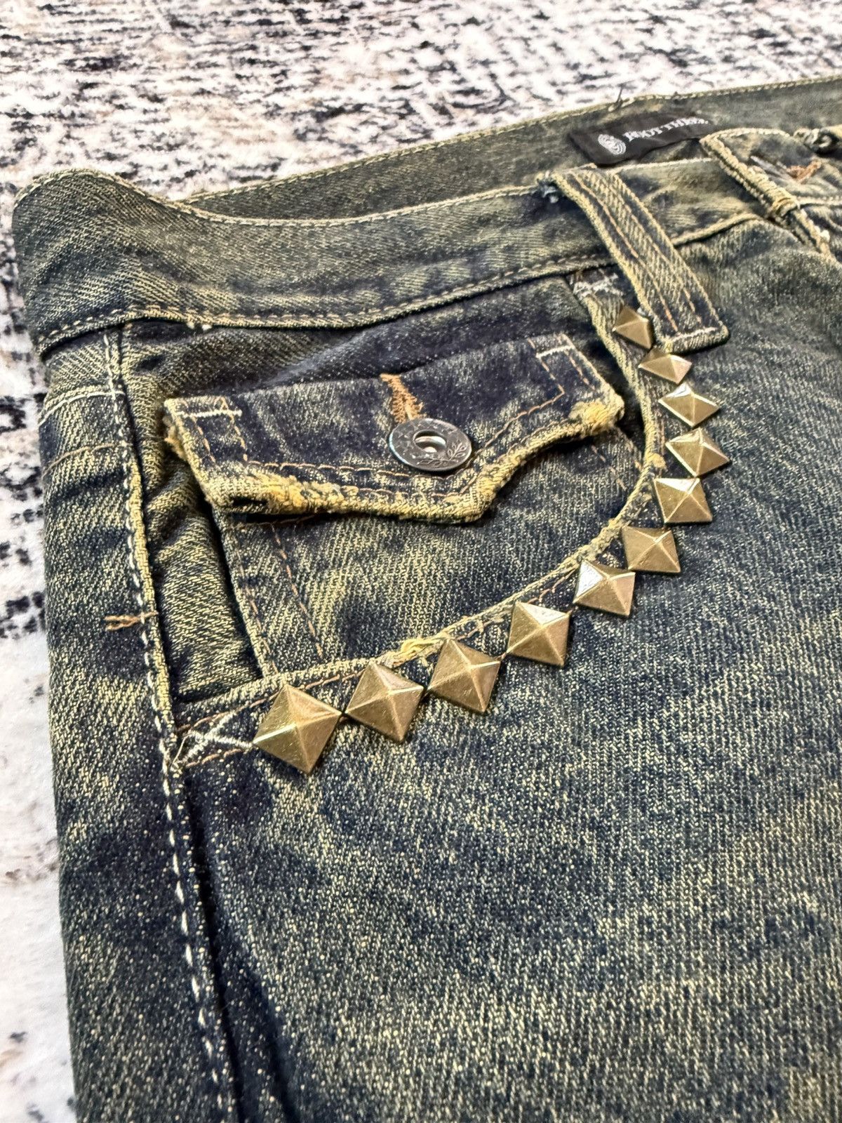Hysteric Glamour Root Three Japan Mud Wash Distressed Studded Jeans Size US 29 - 5 Thumbnail
