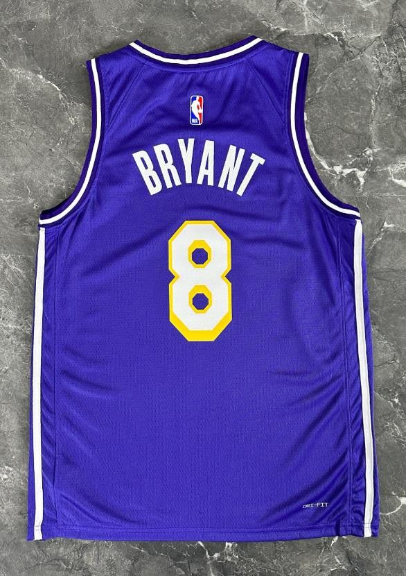 NBA 2026 Los Angeles Lakers #8 Kobe Bryant Jersey Size US M / EU 48-50 / 2 - 1 Thumbnail