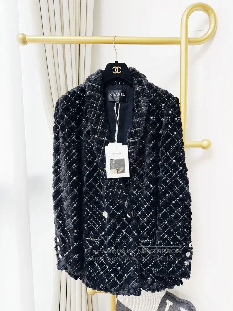 Chanel Chanel 22B autumn and winter preview black diamond plaid t Size XS / US 0-2 / IT 36-38 - 1 Thumbnail