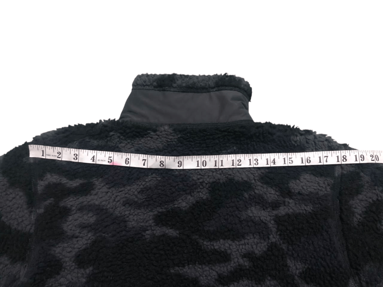 Japanese Brand × Lemaire × Uniqlo Uniqlo Deep Pile Fleece Zipper Jacket Black Camouflage Size US S / EU 44-46 / 1 - 17 Thumbnail