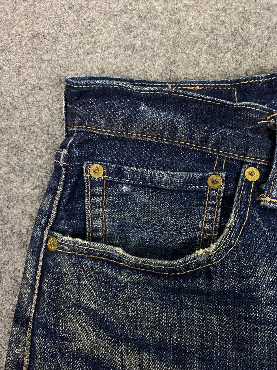 Levi's levis 501 darkwash distressed denim nice design Size US 34 / EU 50 - 9 Thumbnail