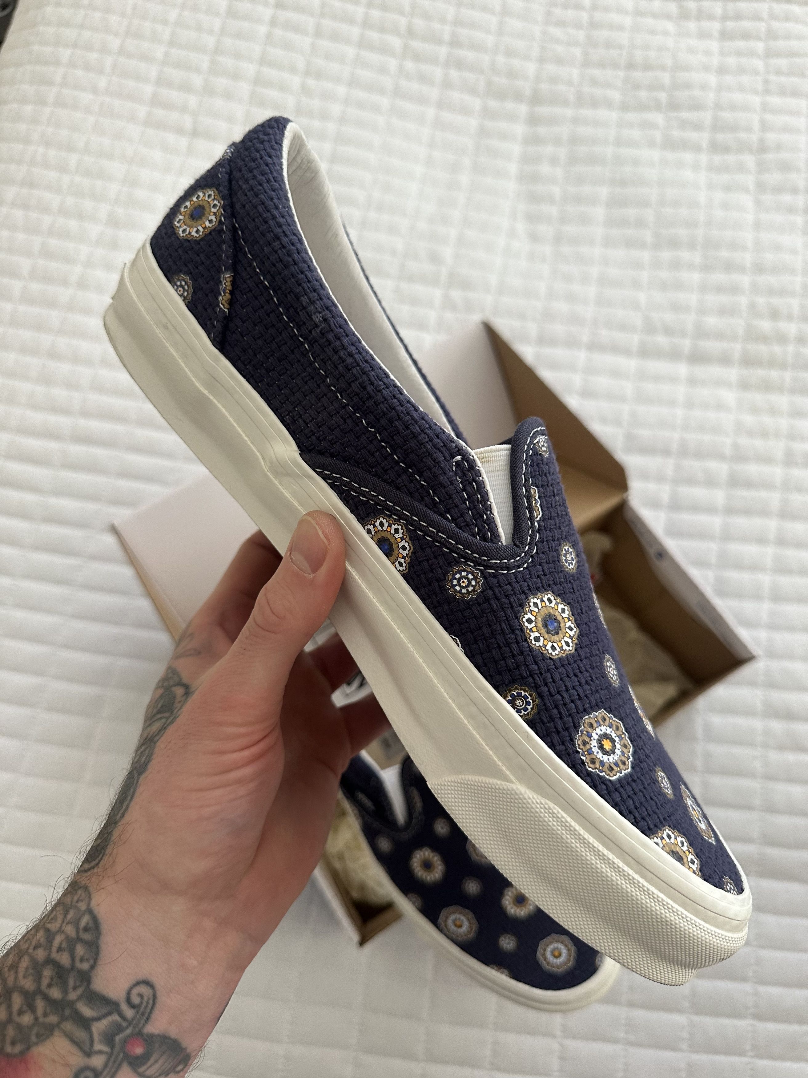 Kith × Vans Vans OG Classic Slip-On LX Kith for Vault Medallion Size US 11.5 / EU 44-45 - 14 Thumbnail