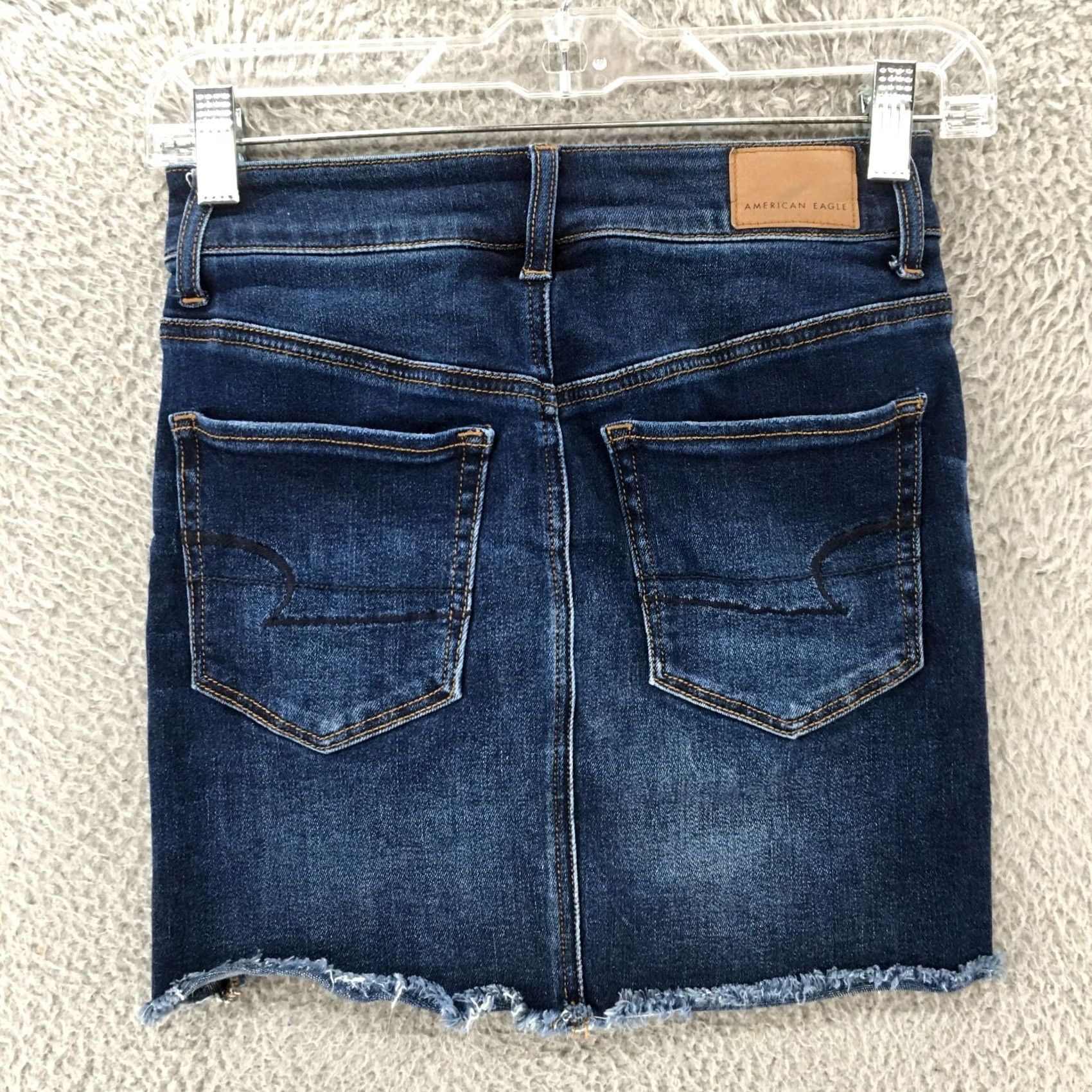 American Eagle Outfitters American Eagle Outfitters Mini Skirt Womens 00 Blue Dark Wash Denim Zip Pocket Pockets Comfort Classic 90s Style? Size 24" / US 00 / IT 34 - 6 Thumbnail