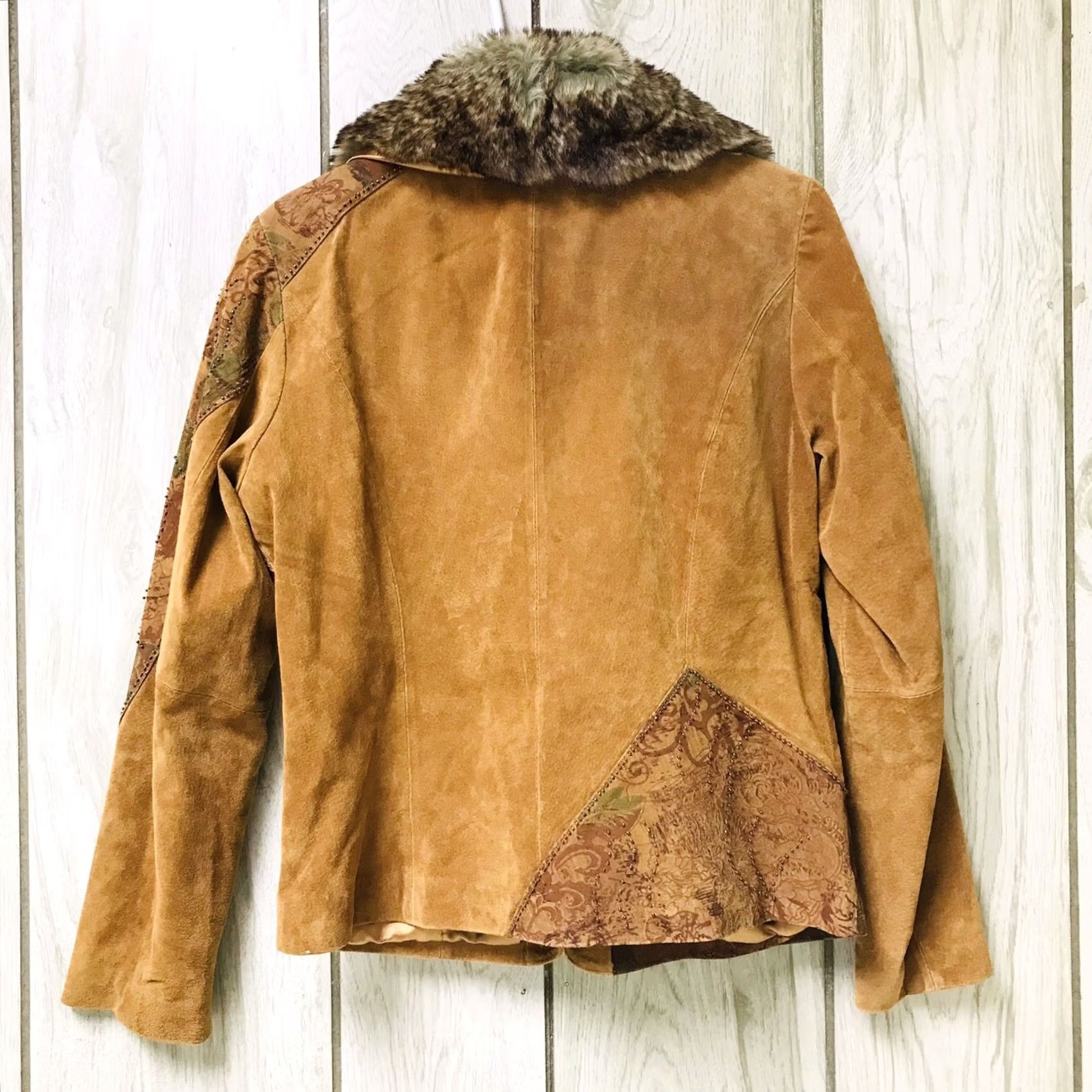 Coldwater Creek VINTAGE Coldwater Creek Women Leather Jacket Beaded Faux Fur Collar Camel Brown M Size M / US 6-8 / IT 42-44 - 2 Thumbnail