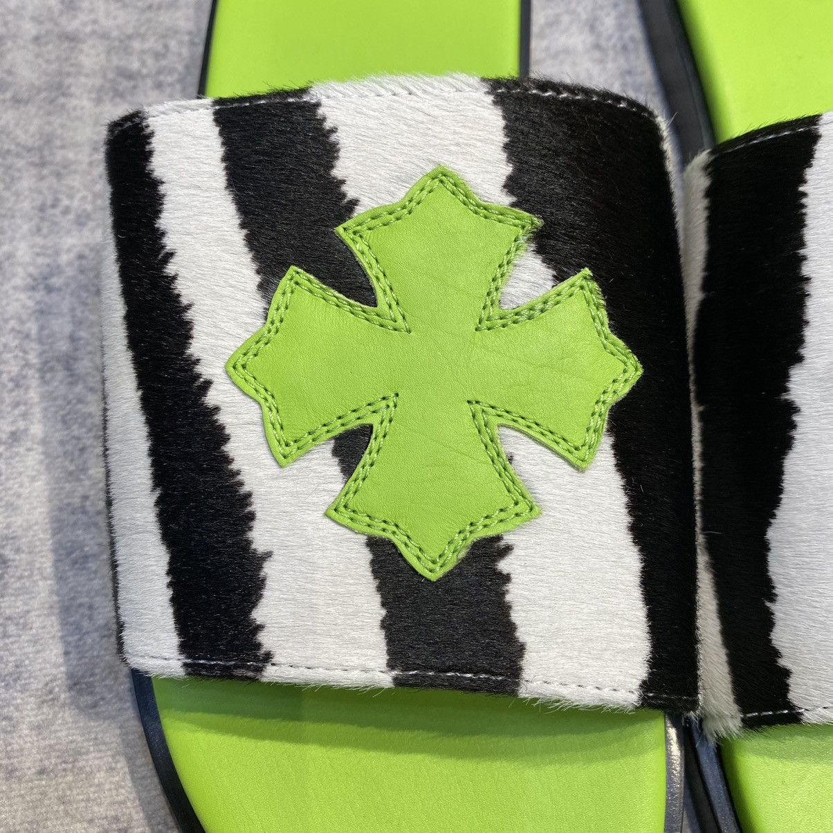 Chrome Hearts Chrome Hearts Zebra Hoc Plus Patch Slide Lime Size US 9 / EU 42 - 4 Thumbnail