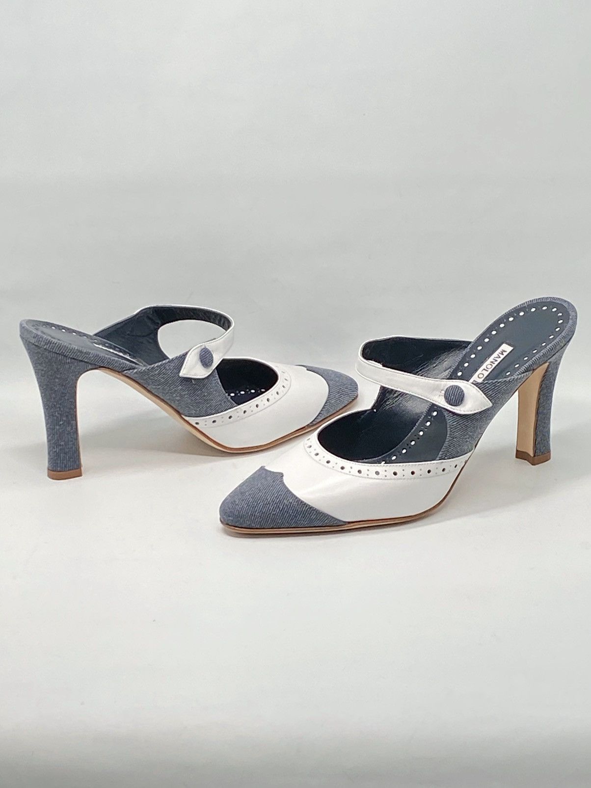 Manolo Blahnik Manolo Blahnik Agathanu 90MM Brogue Mules size 38 Size US 8 / IT 38 - 11 Thumbnail