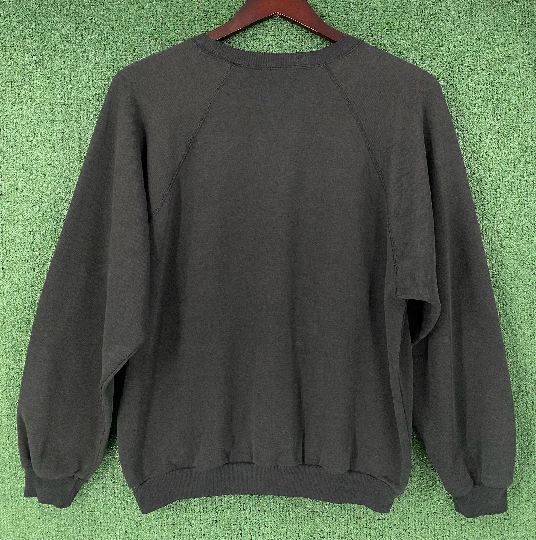 Vintage 80’s IOU Fashion Network Graphic Black Raglan Sweatshirt XL Size XL / US 12-14 / IT 48-50 - 4 Thumbnail