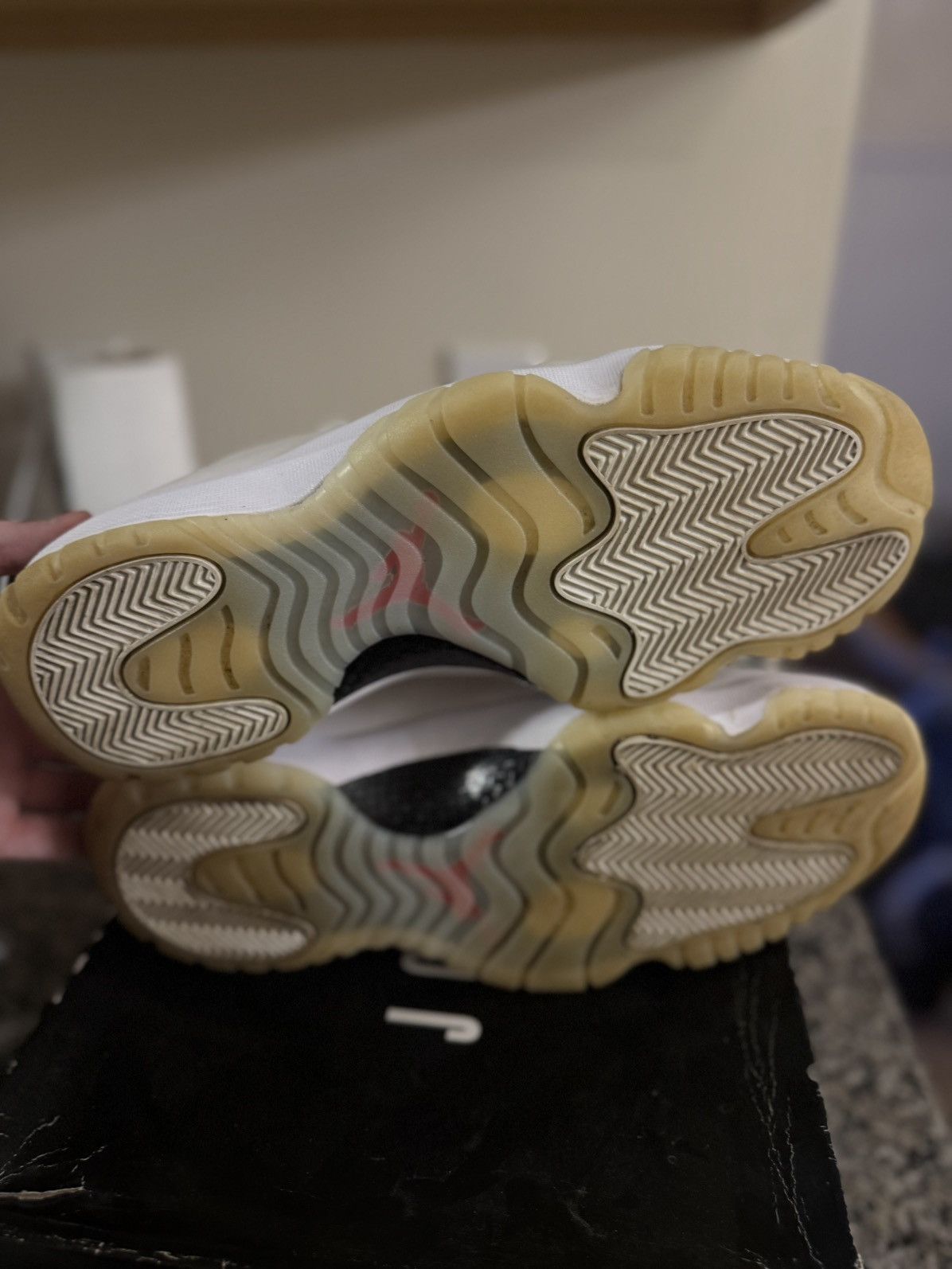 Jordan Brand × Nike Size 12 - Air Jordan 11 Retro Platinum Tint 378037-016 Size US 12 / EU 45 - 17 Thumbnail