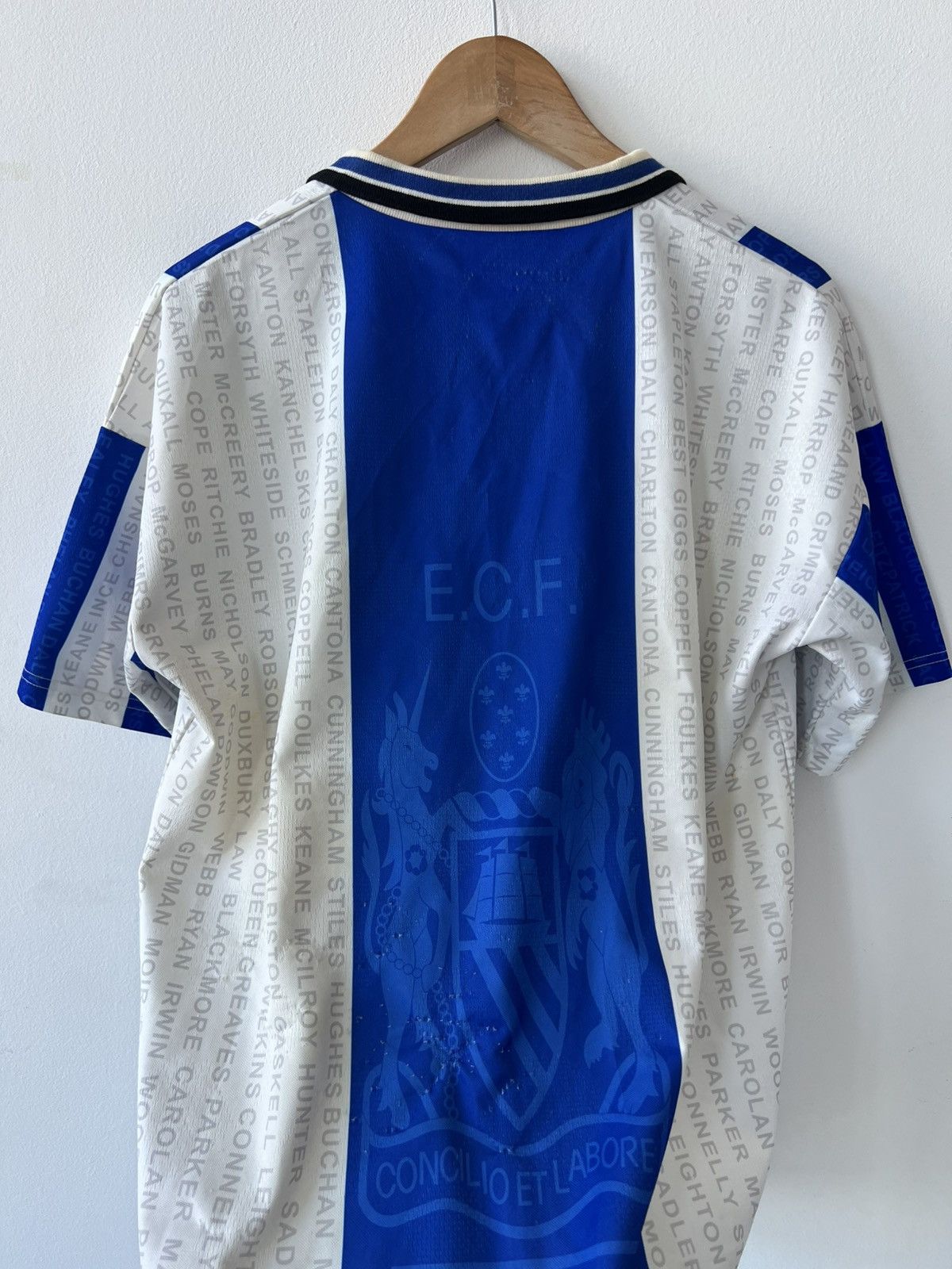 Umbro 🩸RARE🩸Umbro Manchester United 1994/1996 Third Jersey Size US L / EU 52-54 / 3 - 12 Thumbnail