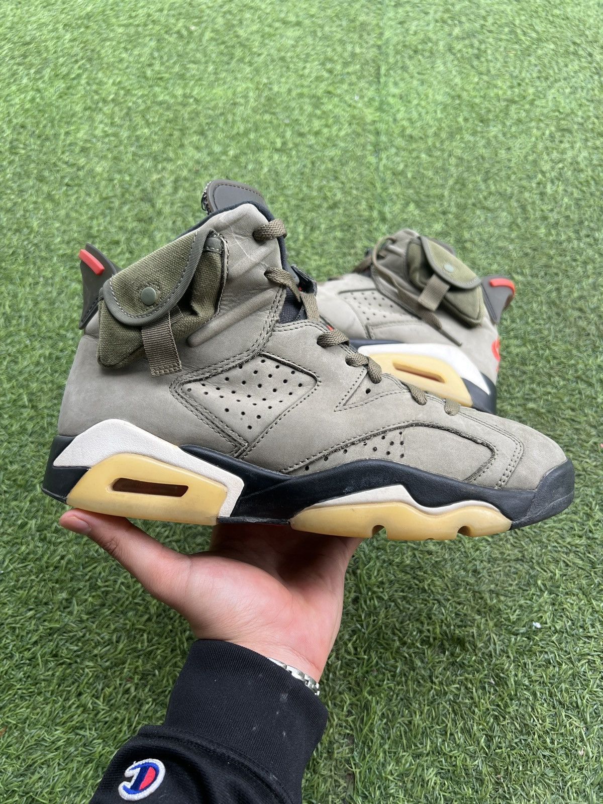 Jordan Brand × Travis Scott 🌵Travis Scott x Air Jordan 6 Olive CN1084-100 Size US 9 / EU 42 - 1 Thumbnail