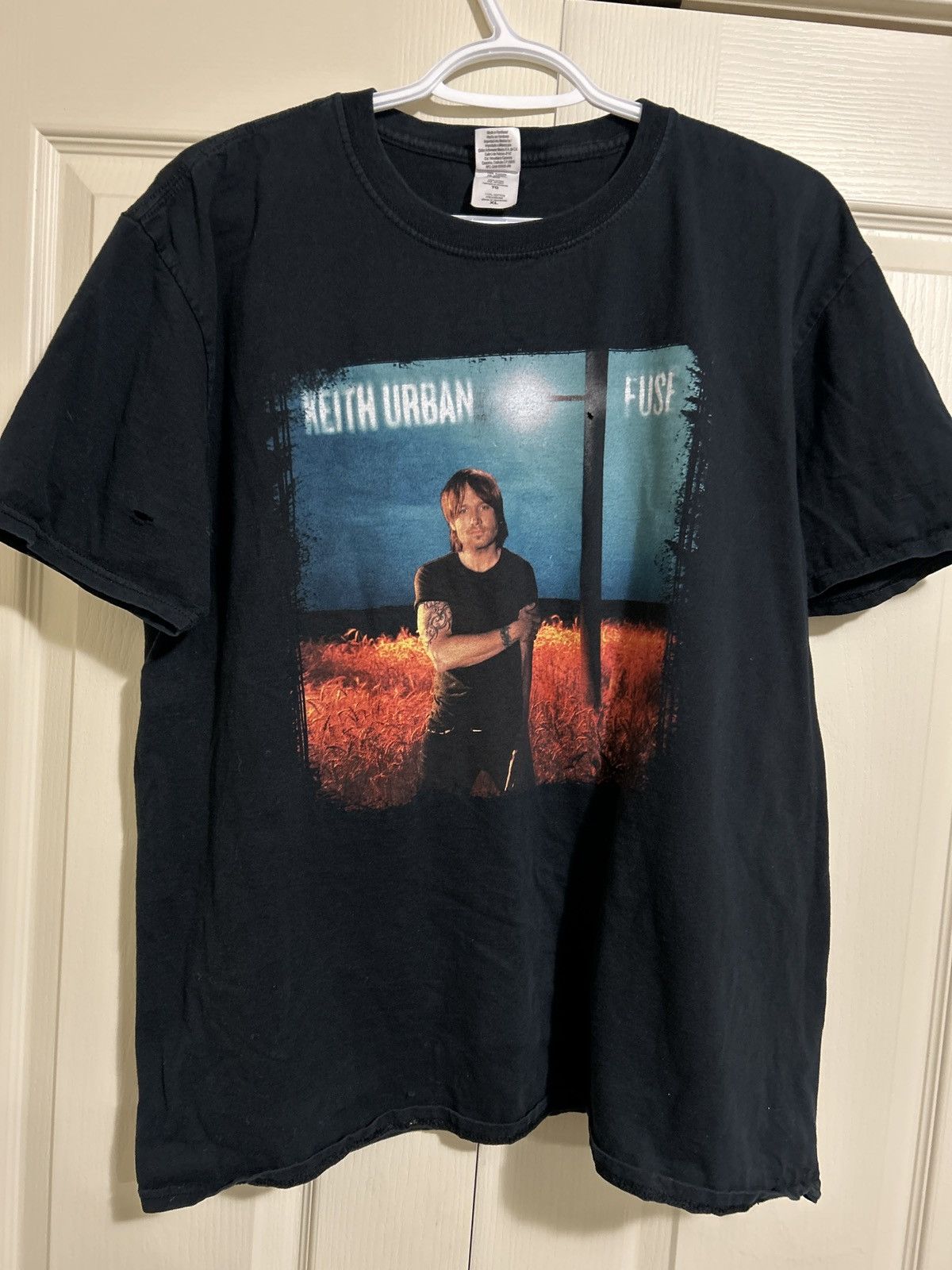 Band Tees Keith urban fuse tour band tee Size US XL / EU 56 / 4 - 1 Thumbnail