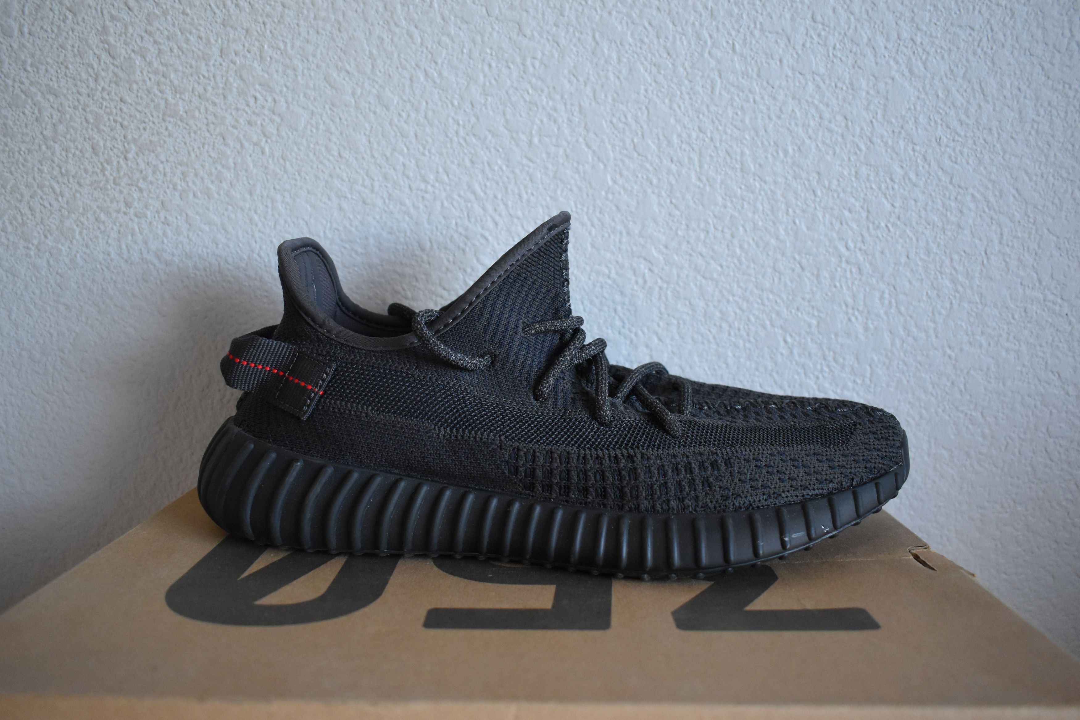 Adidas × Kanye West Yeezy Boost 350 V2 'Black Non-Reflective' Size US 8.5 / EU 41-42 - 3 Thumbnail