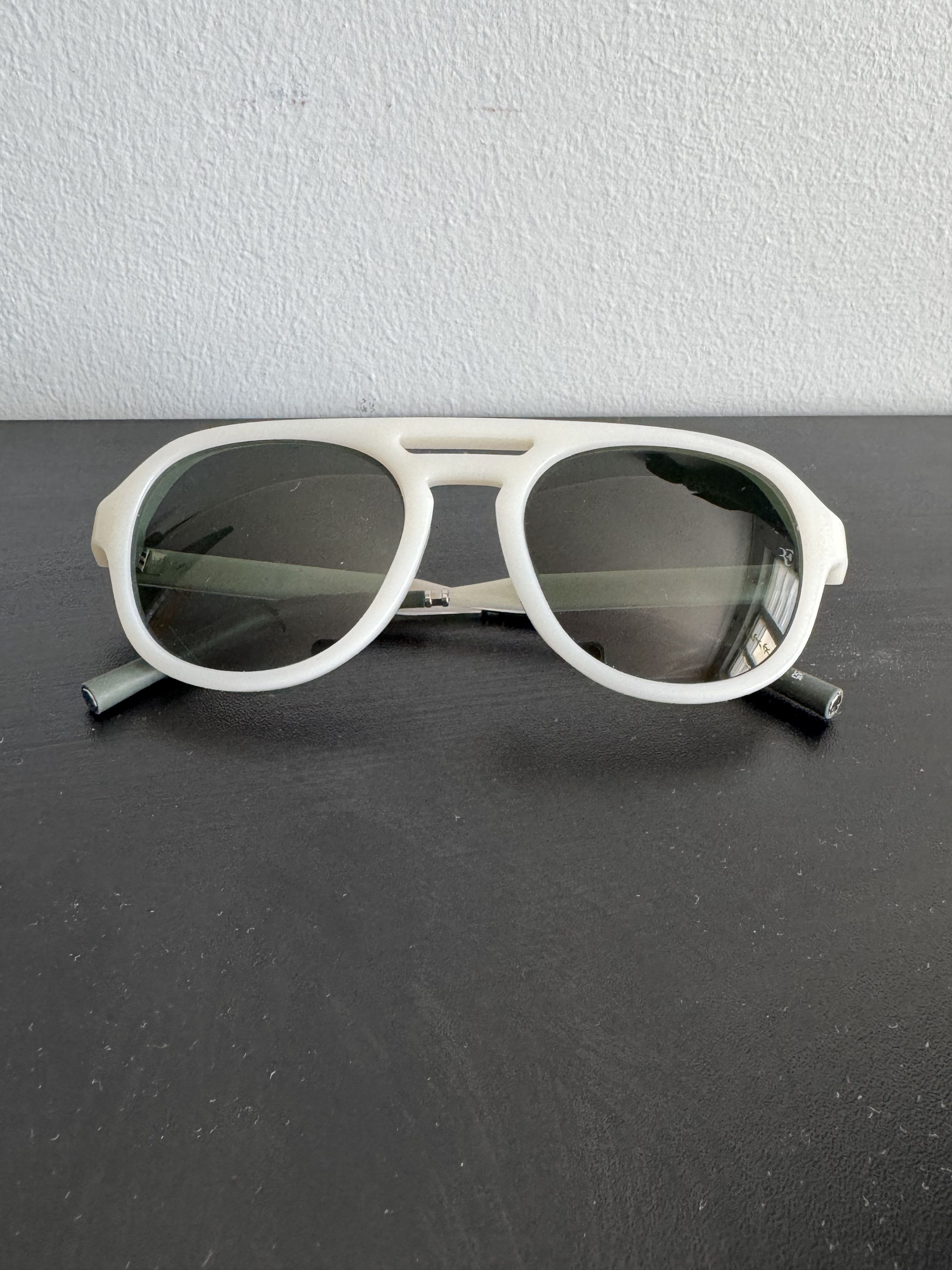 Oliver Peoples Oliver Peoples OV5589SU R-13 70077I 52 White Green Size ONE SIZE - 11 Thumbnail