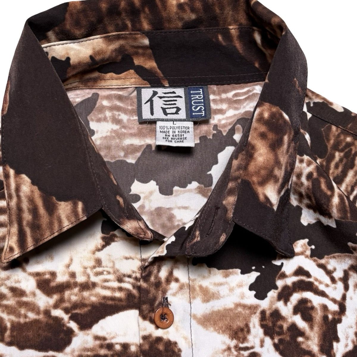 Other Vintage TRUST Japanese Tiger Button Up Shirt Men's Size L Size US L / EU 52-54 / 3 - 3 Thumbnail
