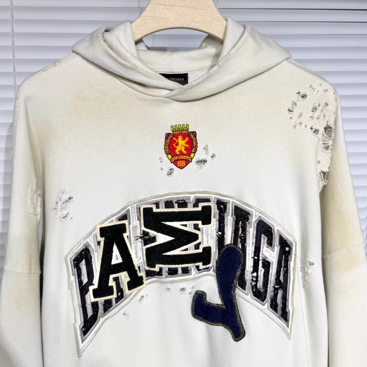 Balenciaga Balenciaga MU Embroidered Mud Dyed Distress Hoodie 3 Size US L / EU 52-54 / 3 - 3 Thumbnail