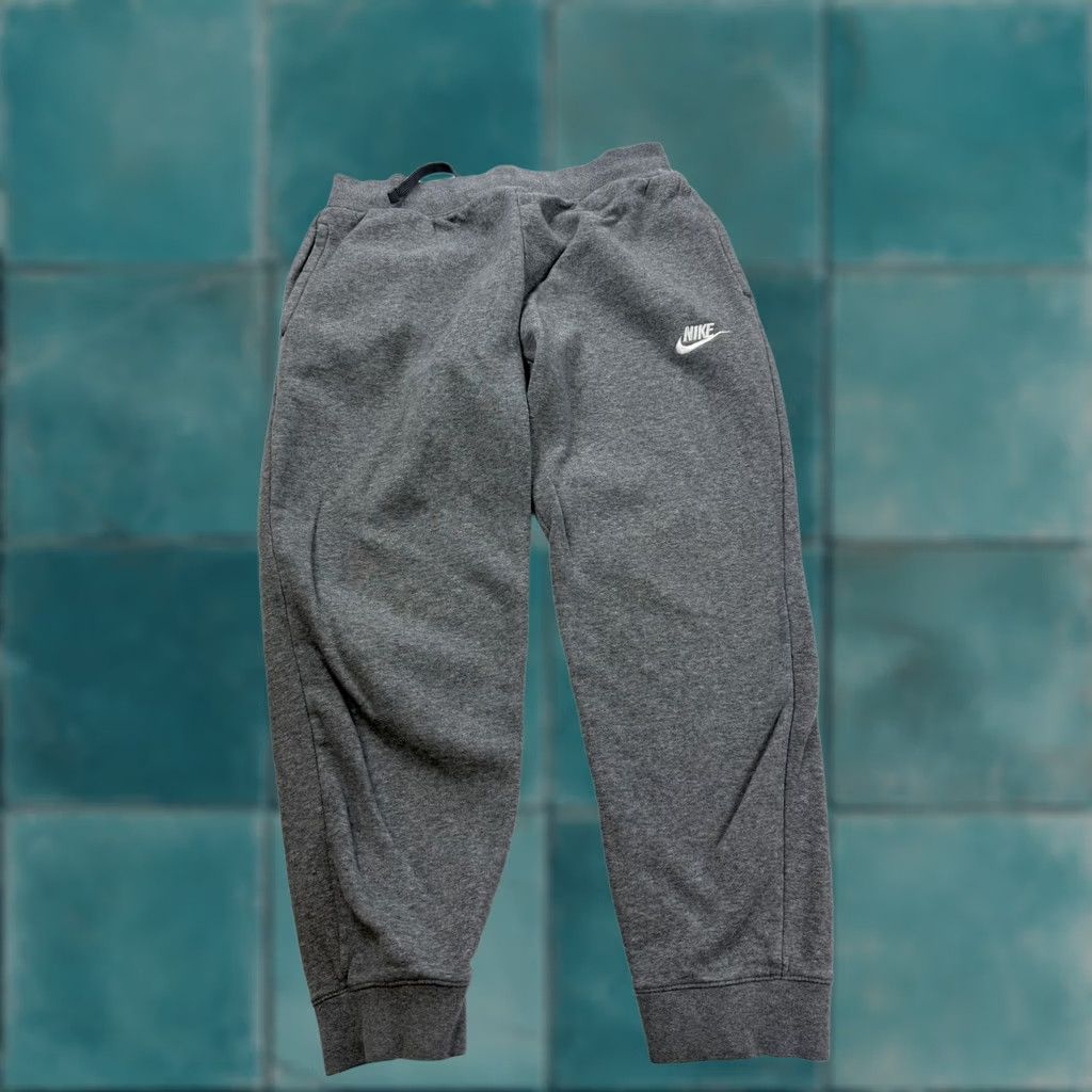 Nike Nike Sweatpants Mens Large Gray Fleece Joggers Cuffs Pockets Athletic Pants Size US 33 - 1 Thumbnail