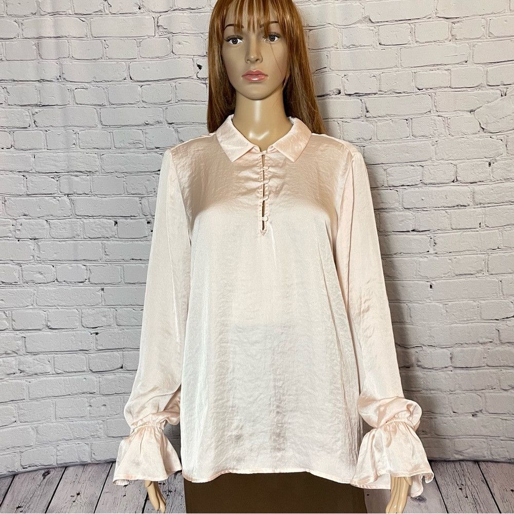 Paige NWT New $179 Paige Resa Satin Pale Pink Blouse Size L Size L / US 10 / IT 46 - 2 Thumbnail