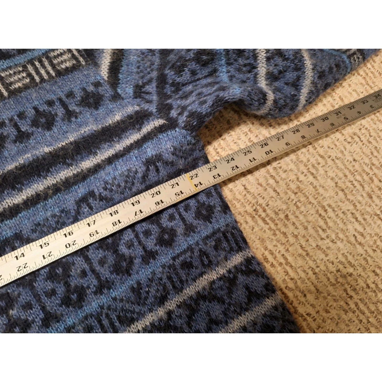 Vintage VINTAGE Icewear Iceland Nordic Cardigan Sweater L Women Blue 100% Wool Zip Fur Collar Size L / US 10 / IT 46 - 3 Thumbnail