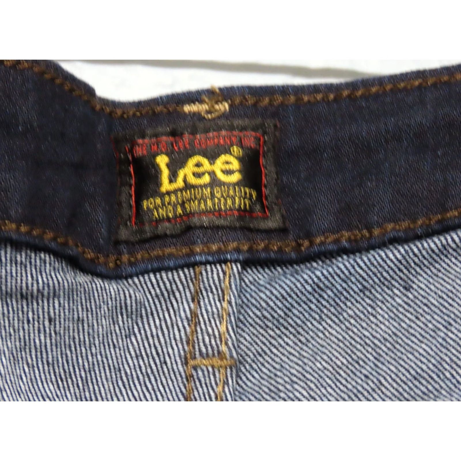 Lee Lee Jeans Women 12 Petite Deep Dyed Midrise Regular Straight Leg Blue NWT Size 34" / US 12 / IT 48 - 7 Thumbnail