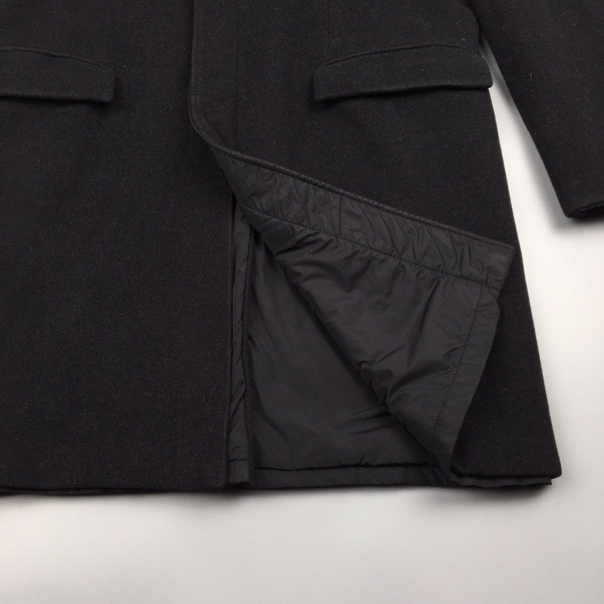 Prada FW’07 PRADA Linea Rossa Black Tab Reversible Nylon/Wool Coat Size US M / EU 48-50 / 2 - 25 Thumbnail