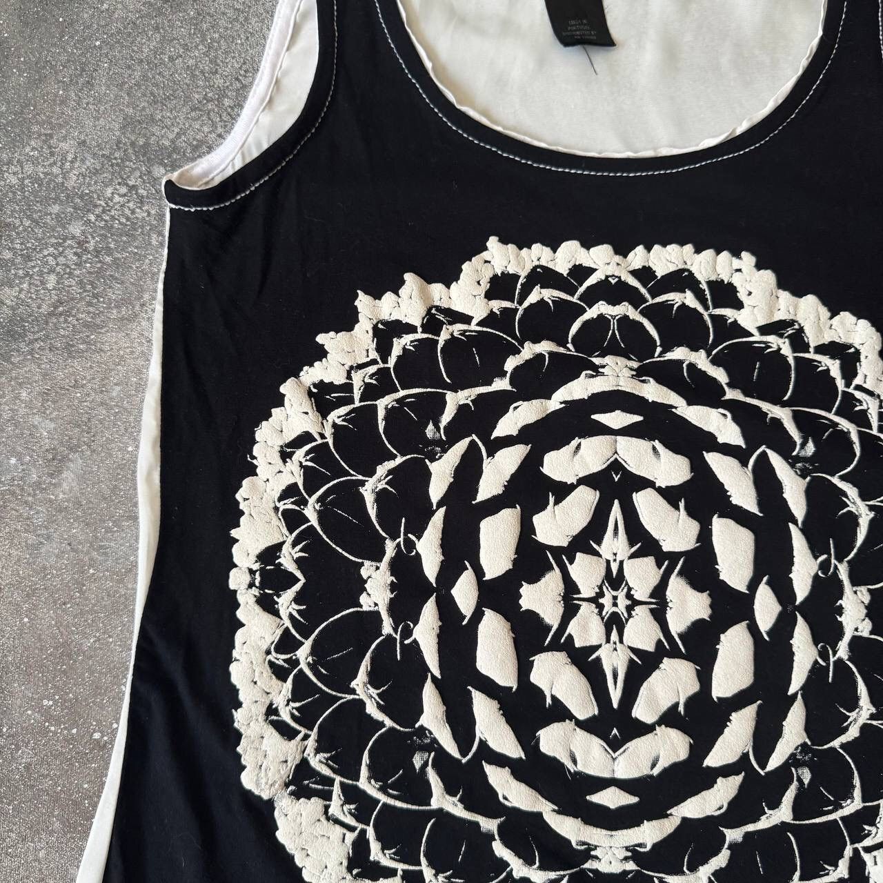 20471120 × Desigual × Japanese Brand Desigual Vintage Sexy Gothic Tank Top Size M / US 6-8 / IT 42-44 - 4 Thumbnail