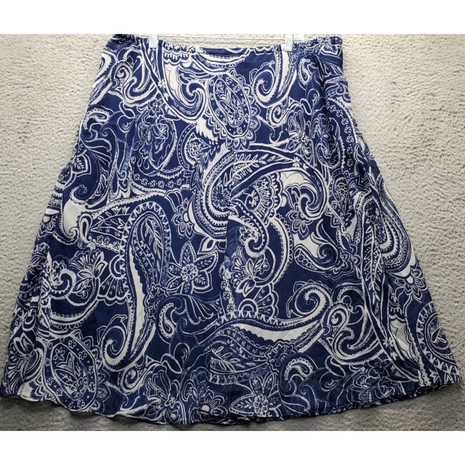 Vintage Draper's & Damon's A-Line Midi Skirt Womens 24W Multi Paisley Lined Elastic Waist, Womens Size 24W, 30" Length, Polyester, Vintage: No Size 42" / US 20 - 2 Thumbnail