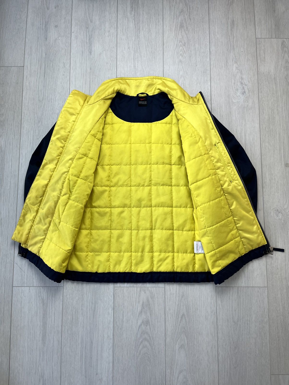 Nike × Vintage Vintage Nike Nylon Jacket Big Logo 90s Y2K Drill Hype Size US L / EU 52-54 / 3 - 8 Thumbnail