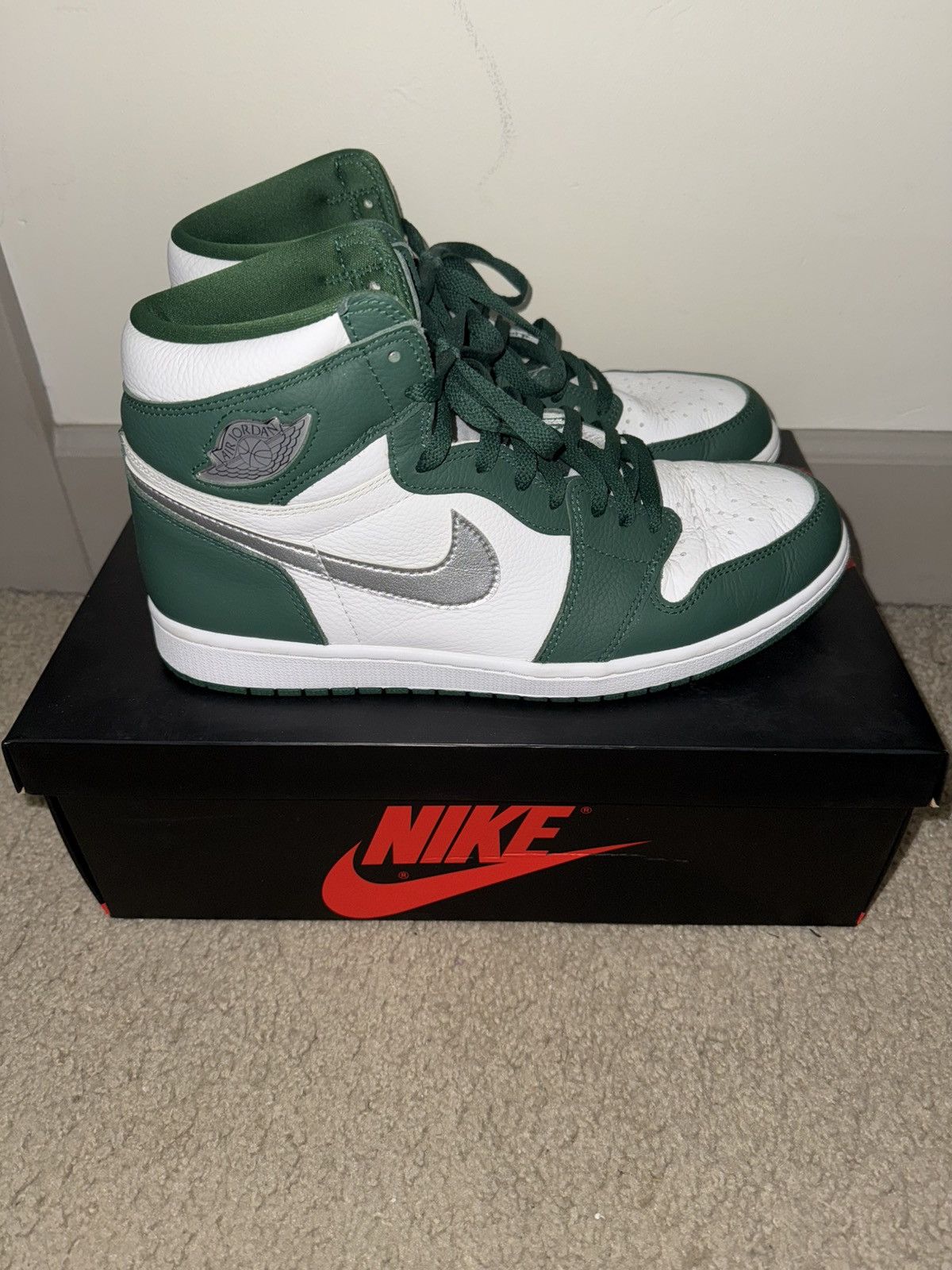 Jordan Brand × Nike Jordan 1 High Gorge Green Size US 11 / EU 44 - 1 Thumbnail