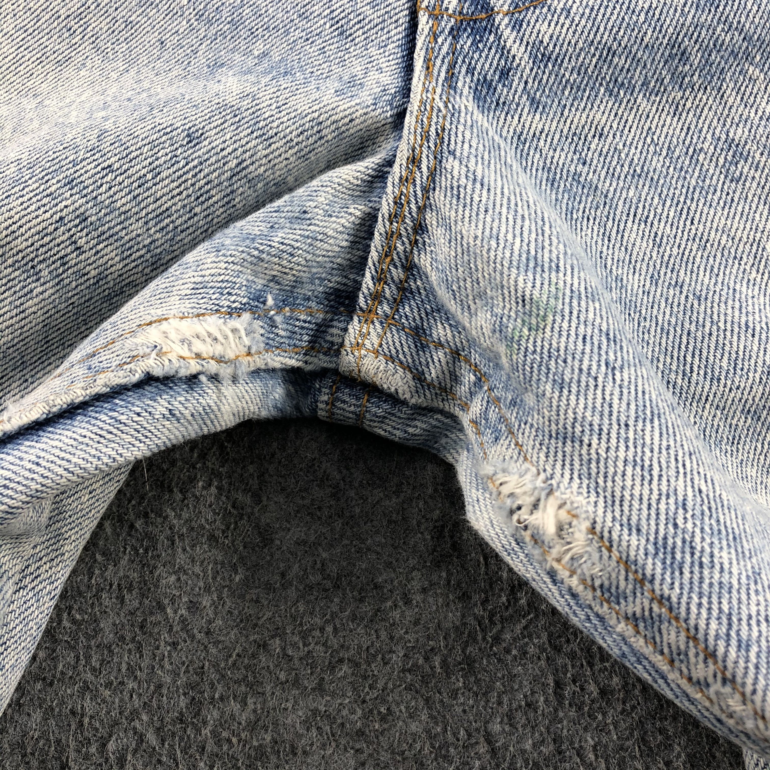 Levi's Vintage 90s Light Wash Levis Jeans-J2006 Size US 30 / EU 46 - 9 Thumbnail