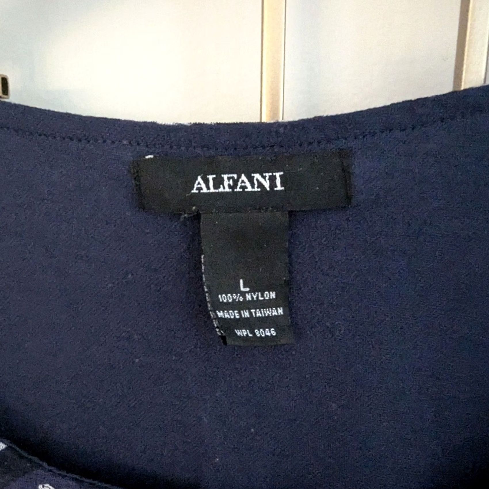 Alfani Alfani Blouse Geometric Print 3/4 Sleeve Scoop Neck Lightweight Stretch Womens L Blue (Geometric) Size L / US 10 / IT 46 - 5 Thumbnail