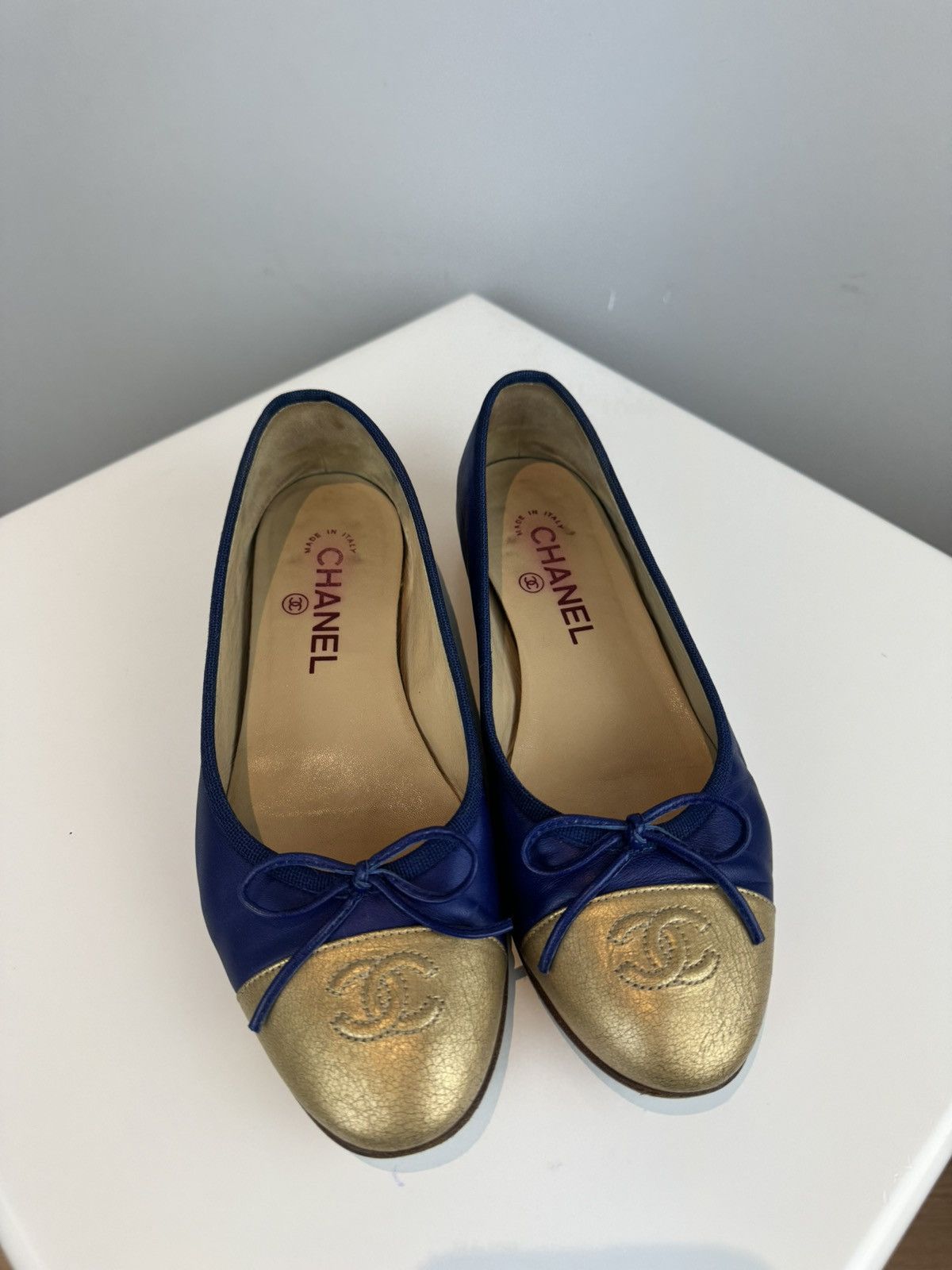 Chanel CHANEL NAVY BALLET FLATS Size US 6.5 / IT 36.5 - 2 Thumbnail