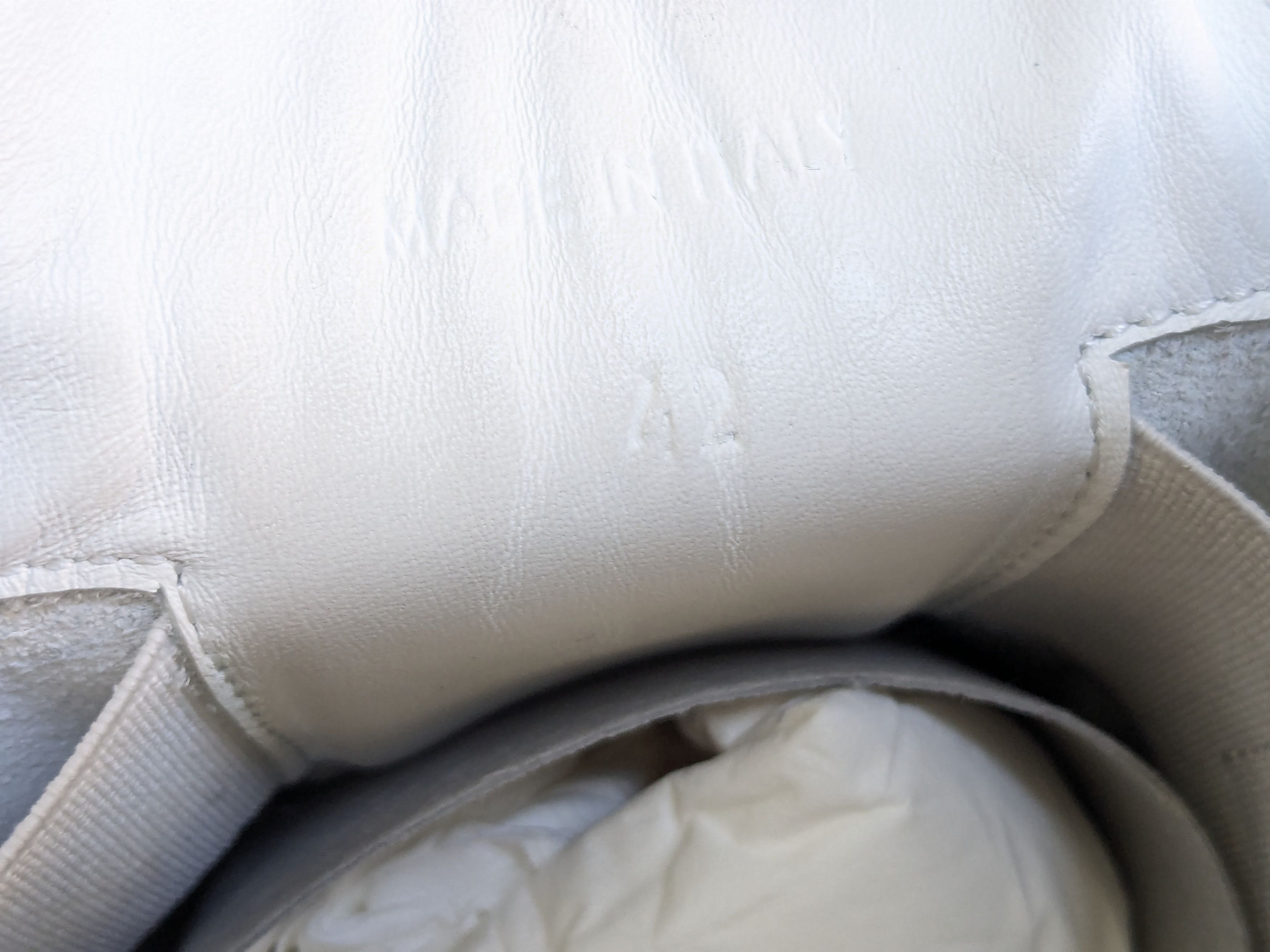 Maison Margiela Maison Margiela Replica Gat White 9 42 Rubber Low Tops Size US 9 / EU 42 - 6 Thumbnail