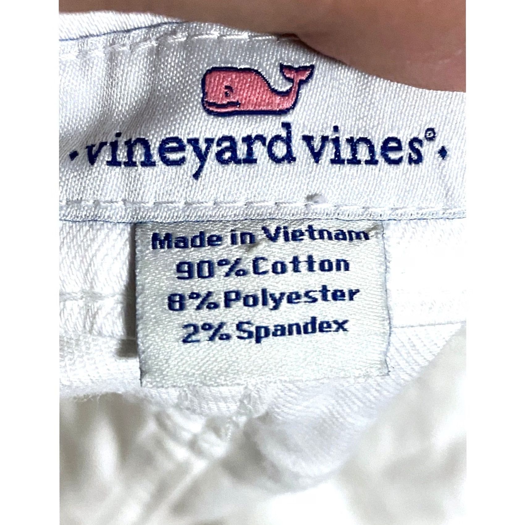Vineyard Vines Vineyard Vines Denim White Jean Shorts Womens 27 Casual Summer Beachy Vacation Preppy Shorts Mens? Womens Size 27" / US 4 / IT 40 - 7 Thumbnail