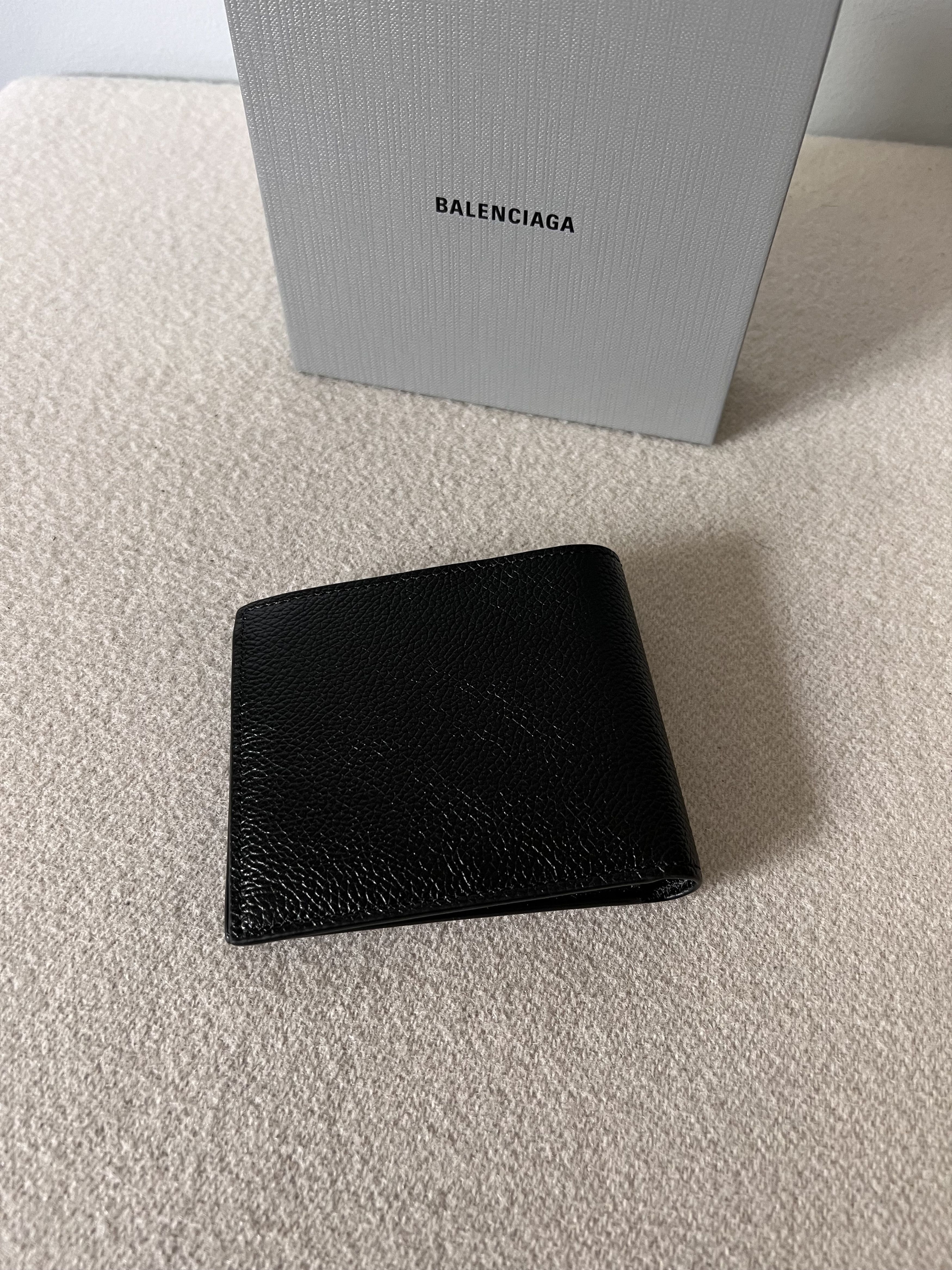 Balenciaga Balenciaga Political Stencil Bifold Wallet in Black Leather Size ONE SIZE - 2 Thumbnail